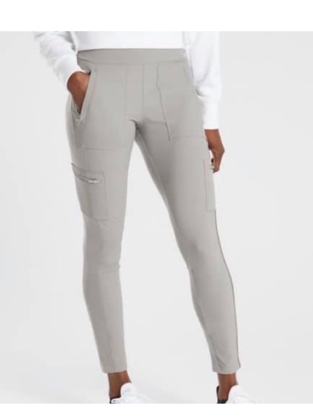 Athleta Headlands Hybrid High Rise Cargo Pants Grey Womens Size 8 Petite NWOT